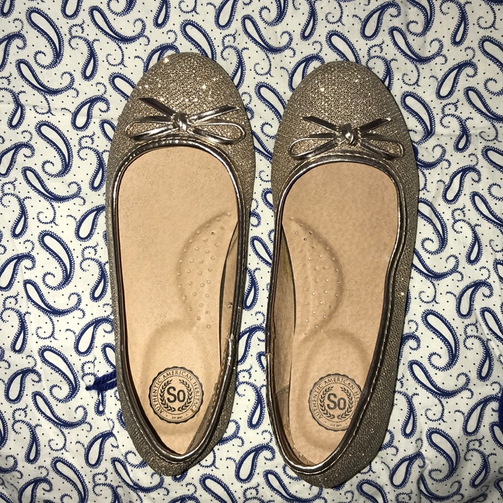 Girls gold sparkly ballet shoes